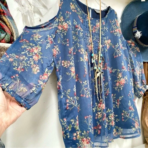 Prairie boho vibe floral flowy blouse w cold shoulder shabby chic feminine feel - Picture 8 of 15